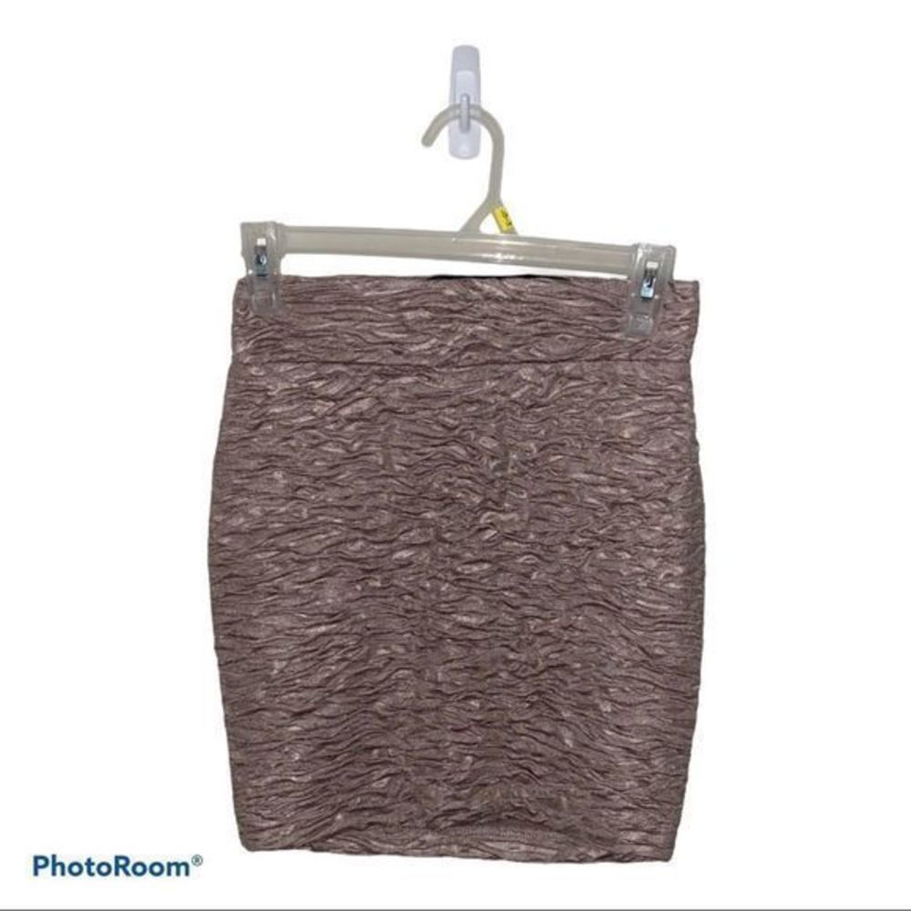 5/$30 🎈 Charlotte‎ Russe small ruched bodycon skirt